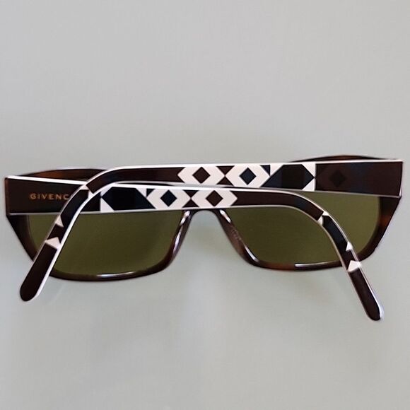 Givenchy Vintage VGV 869 Cat Eye Y2K Retro 60\'s Sunglasses  main image 7